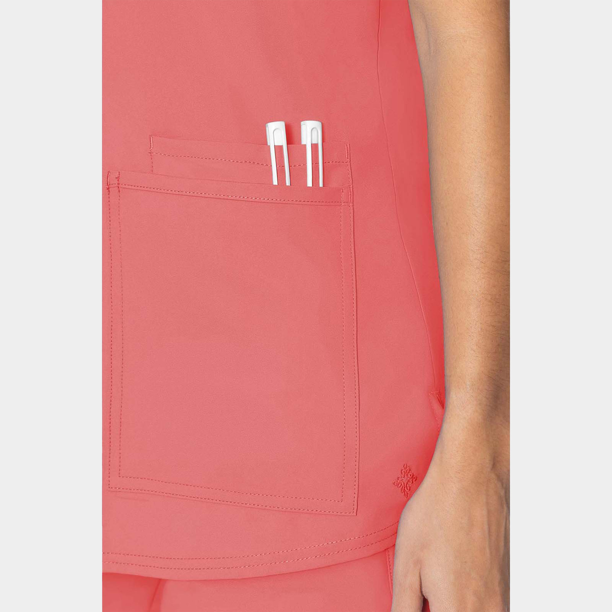 MC Insight 3 Pocket Top | MC2411 - Image 4