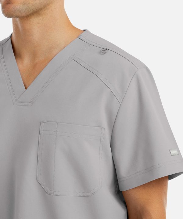 Alternative view of Men's Chest Pocket V-Neck Top | 5801