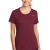 DV7312_deepmaroon_model_front