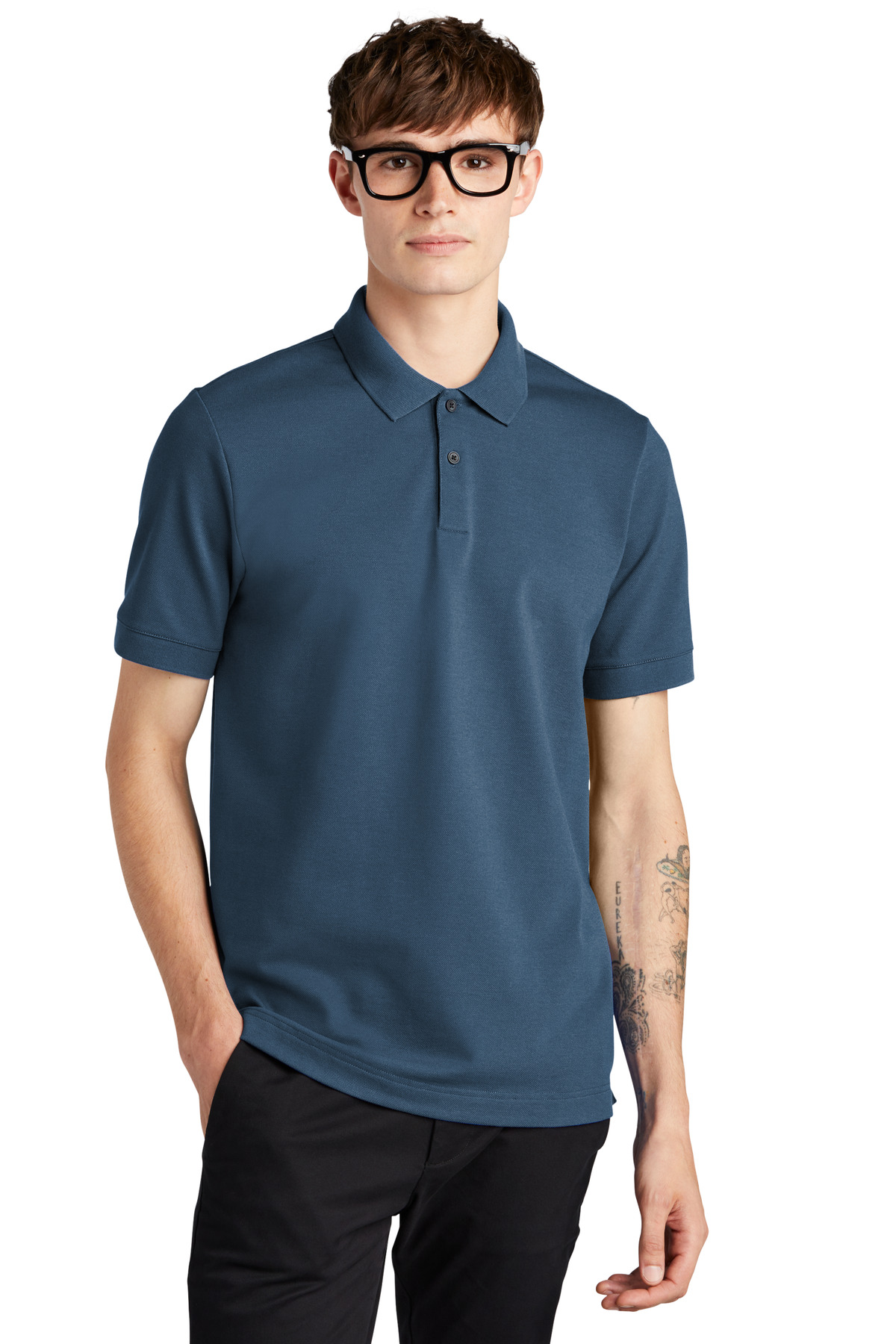 MM1000_insigniablue_model_front