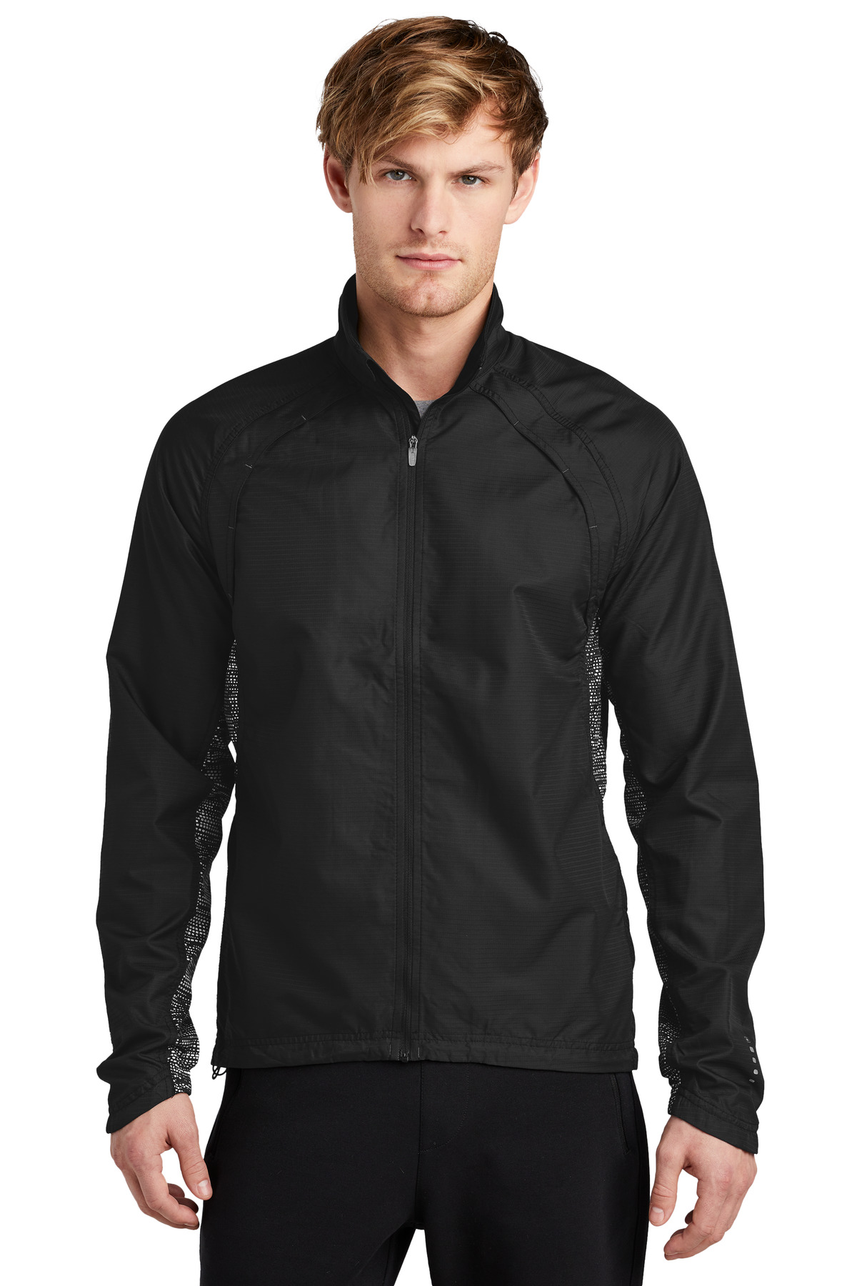 OE710_blacktopblackreflective_model_front